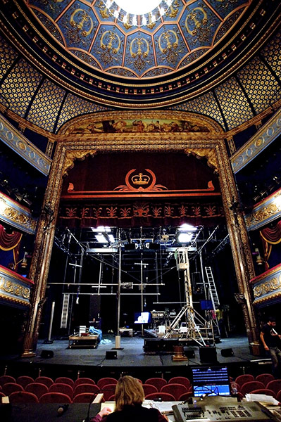 爱丁堡兰心大剧院(Lyceum Theatre)搭建Vieux Carr演出舞台