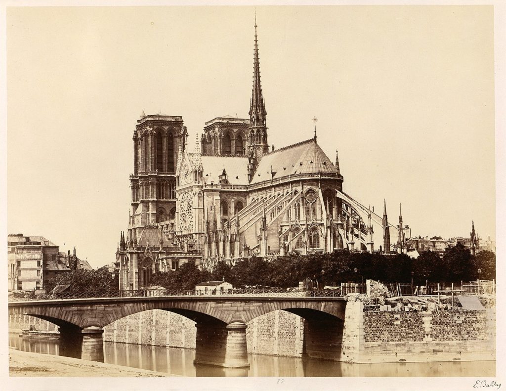 1860年代的巴黎圣母院